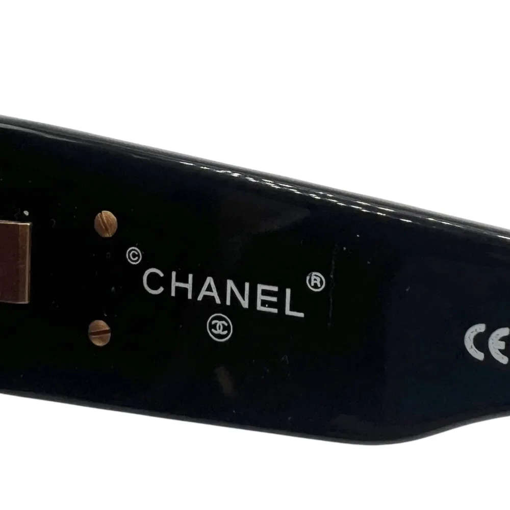 Chanel 01450 90's Black & Gold Matelasse Round Sunglasses w/ Case